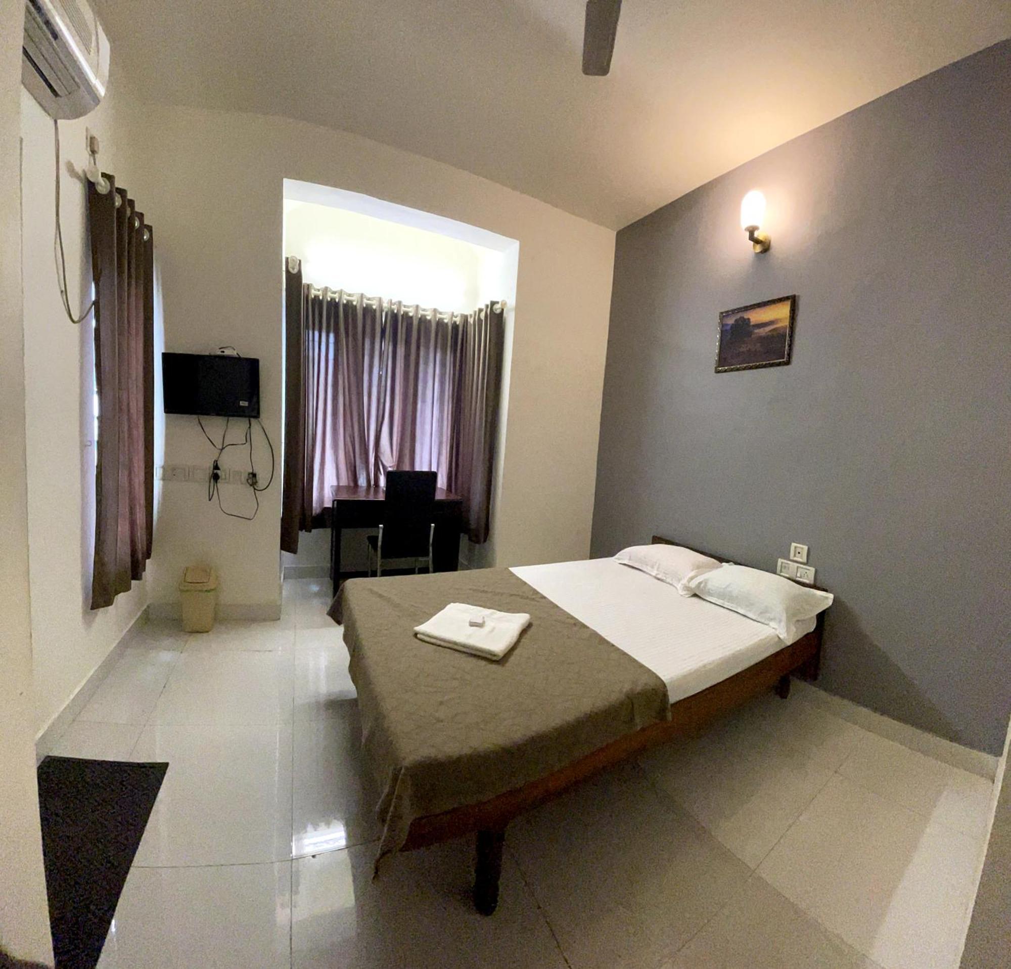 Orkuz Residency Apartment Kochi Room photo